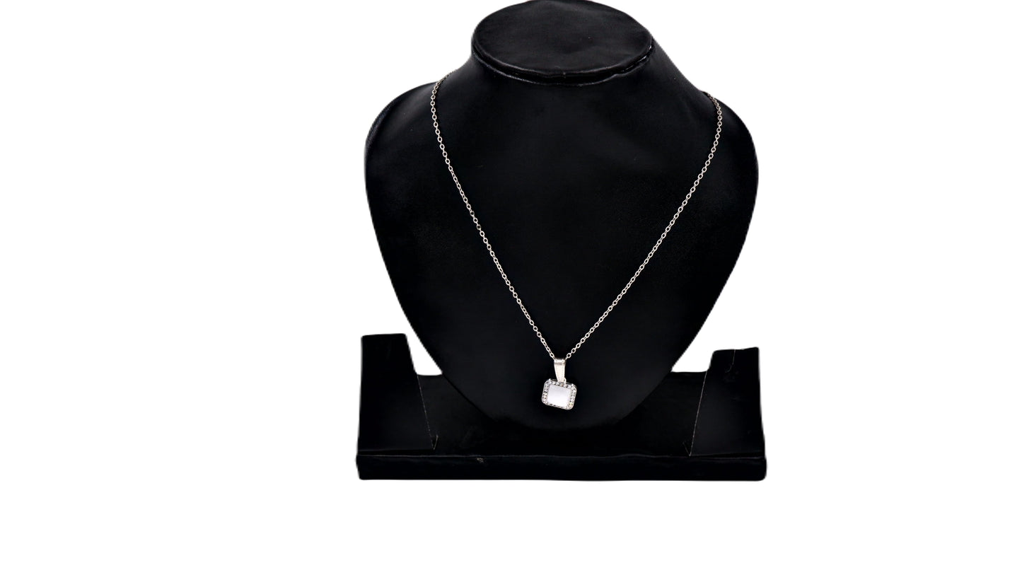 N-1007 Silver Pendant Chain Fashion Stylish Design For Girls